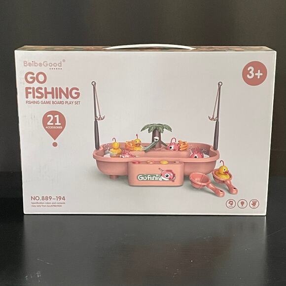 Go Fishing Water Circulating Game Board Play Set - NEW - Picture 1 of 4